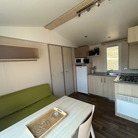 Le Parc Des Chenes Campsite
